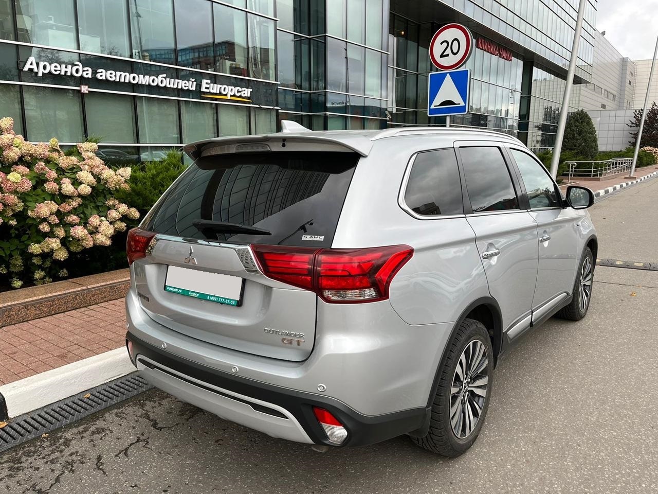 Mitsubishi Outlander 4x4, изображение 2