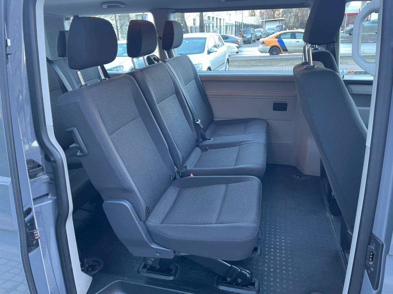 Volkswagen Caravelle, изображение 3
