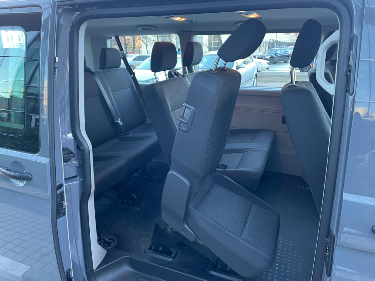 Volkswagen Caravelle, изображение 4