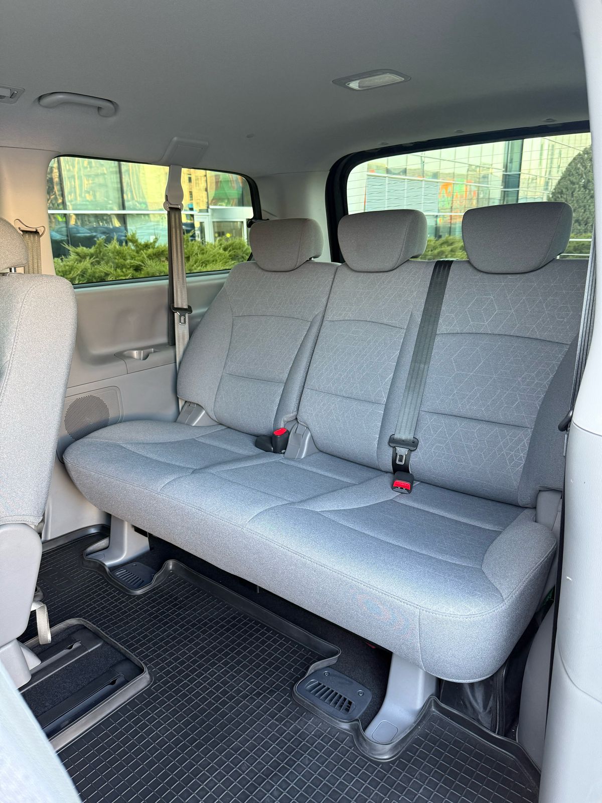 Hyundai H-1 AT, изображение 6