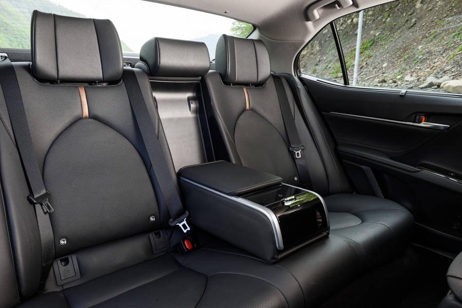 Toyota Camry XV70 Rest., изображение 4