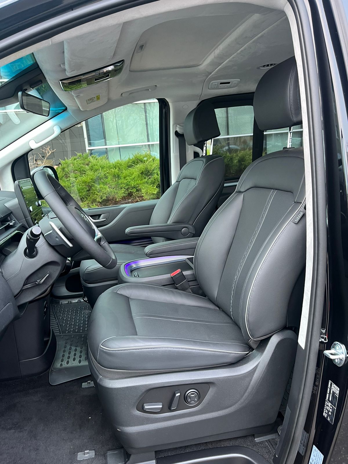 Hyundai Staria 7 мест 4х4, изображение 5
