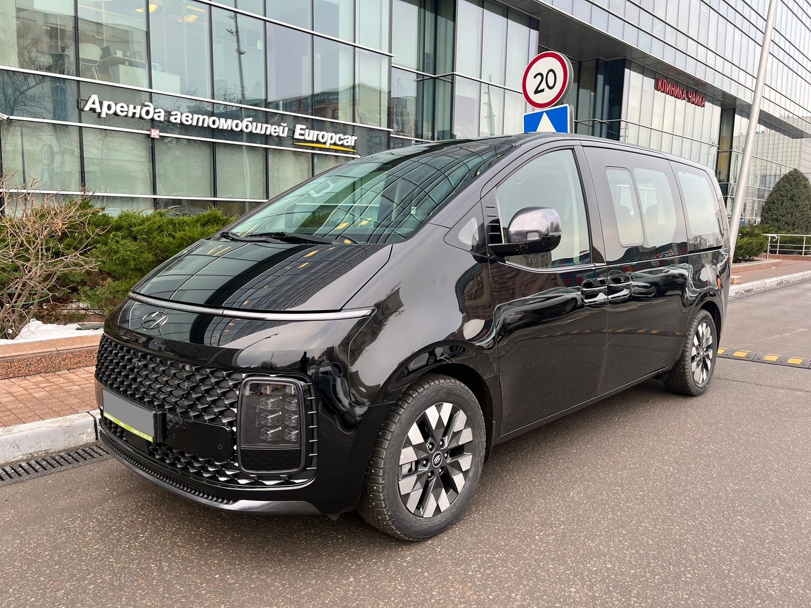Hyundai Staria 7 мест 4х4, изображение 1